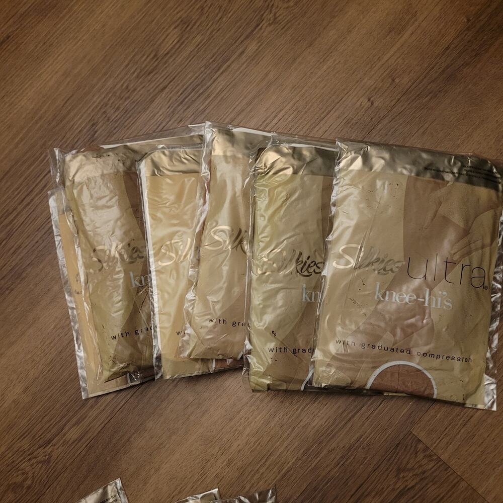 silkies ultra knee hi's graduated compression regbeige/honey